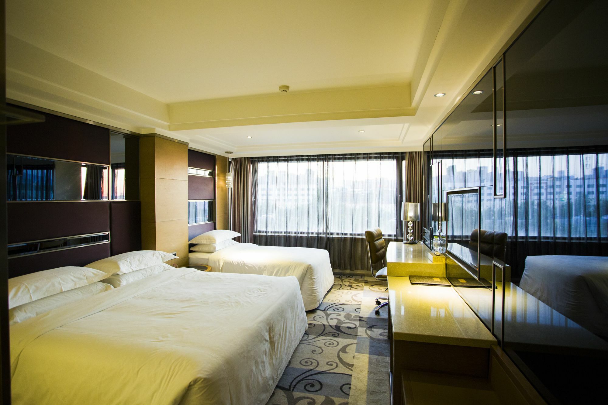 Fuke Jirui Hotel Urumqi Bagian luar foto